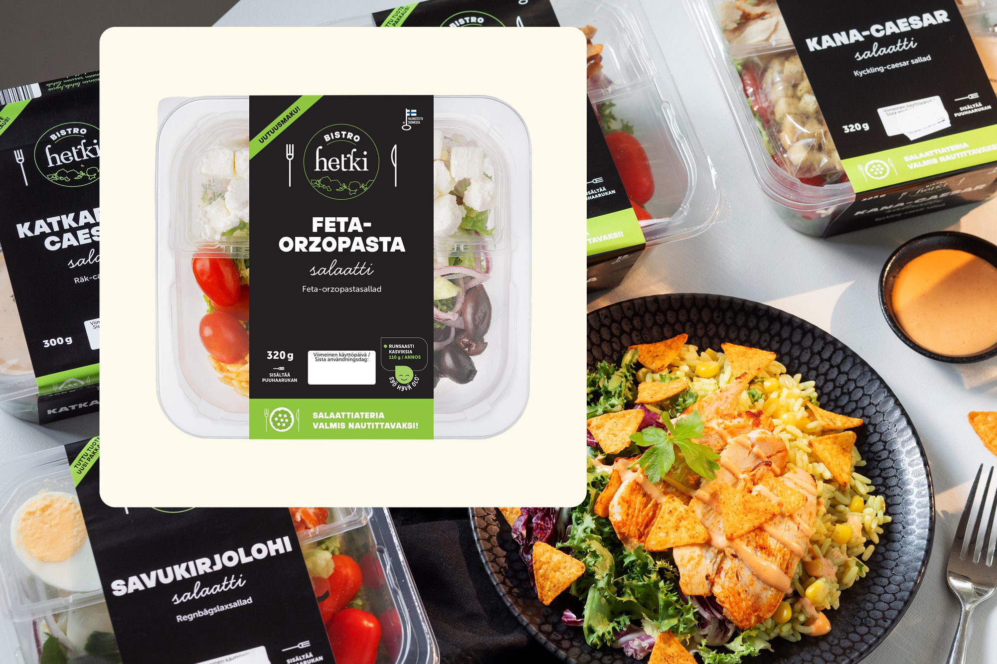 Hetki Bistro-sallader och en maträtt
